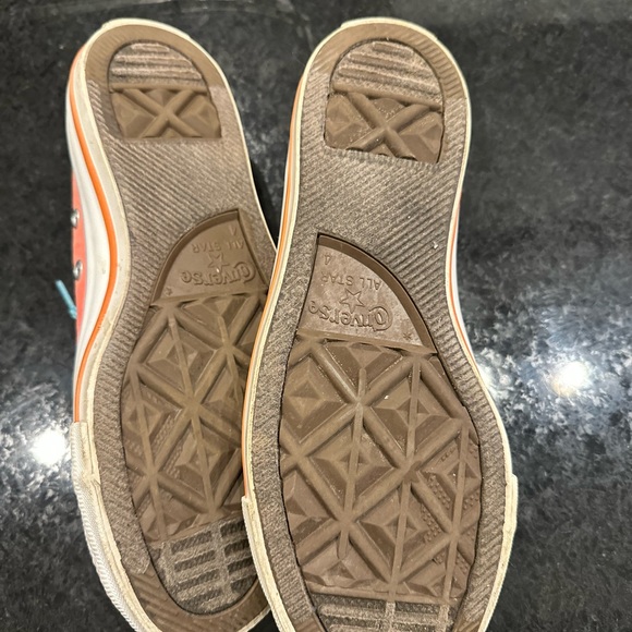 CONVERSE low tops - Picture 3 of 3